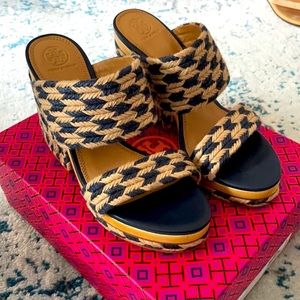 Tory Burch Lola Sandal in Jute